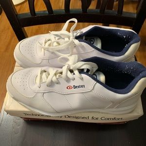 Dexter: Bowling 🎳 shoes 👟